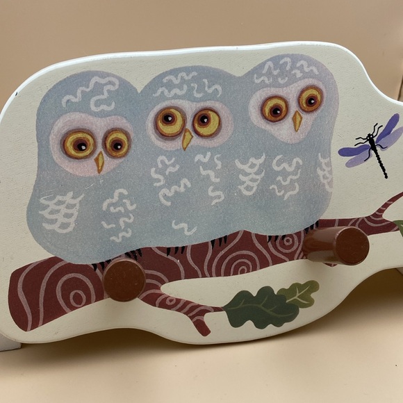 Vintage IKEA Wooden Wall Hanging Hooks or Pegs on a Baby Owl Plaque - Picture 2 of 10